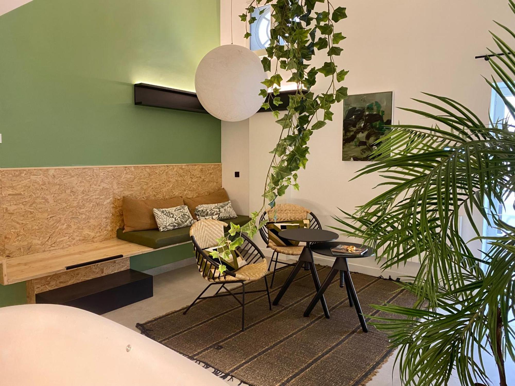 Mihotel Comte Lyon Kültér fotó