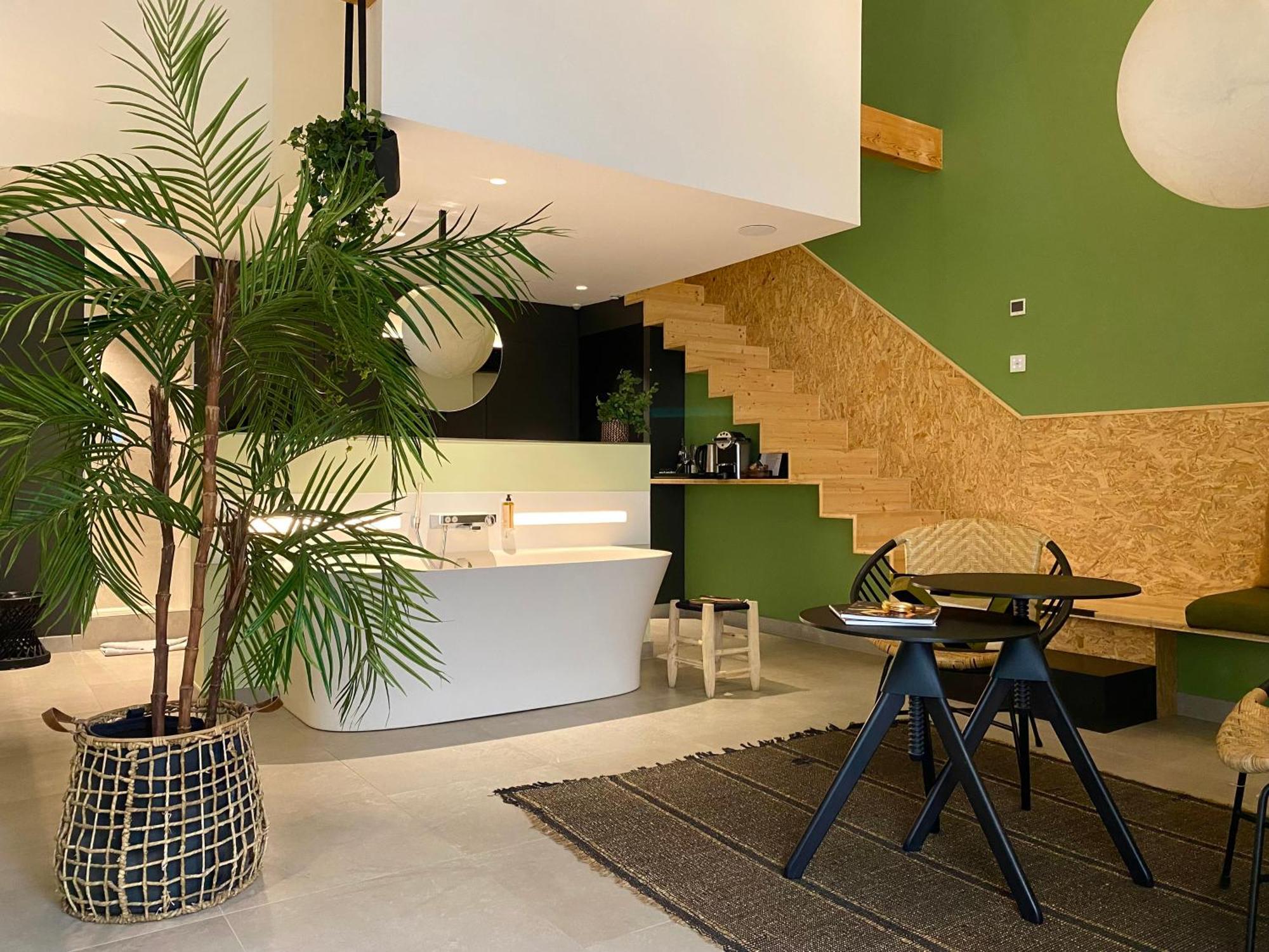 Mihotel Comte Lyon Kültér fotó