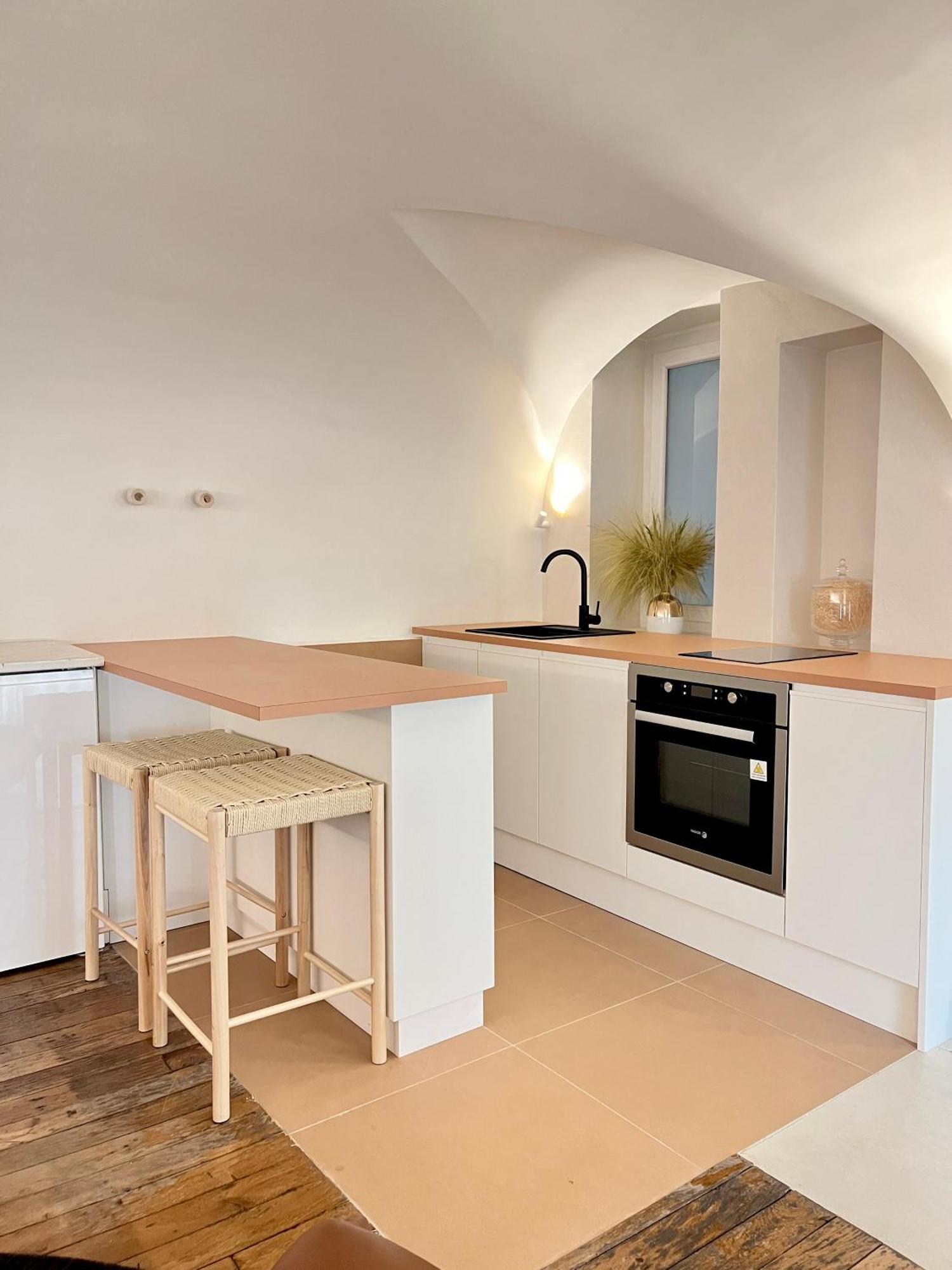 Mihotel Comte Lyon Kültér fotó