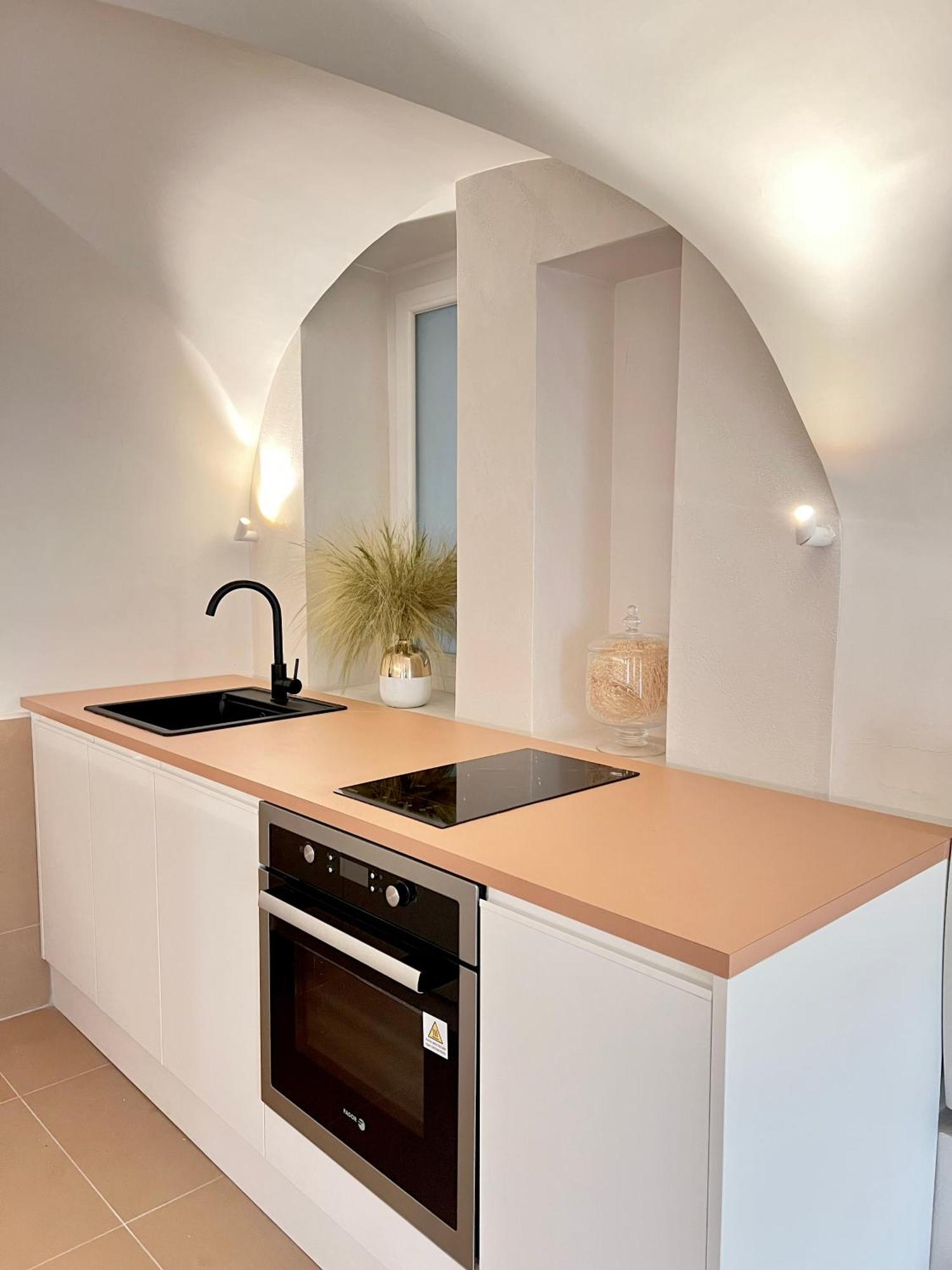 Mihotel Comte Lyon Kültér fotó